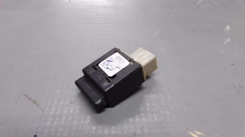 Botão Interruptor Bloqueio Vidro Traseiro Fox Spacefox 24687