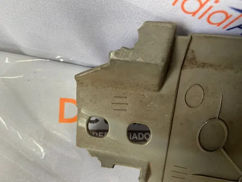 Moldura Acabamento Inferior Direito Vw Golf 18289 C16