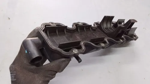 Tampa Válvulas Celta Corsa Meriva Montana 1.4 02/12 30075 Preto