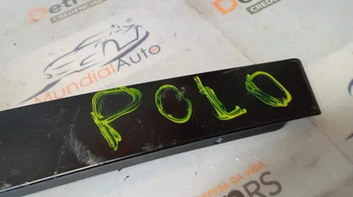 Moldura Coluna T Direita Polo 2003/14 6q4839902 26417