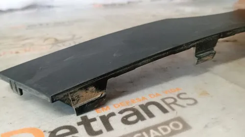 Acabamento Farol Milha L D Q3 2011 A 15 8u0807380b 26922