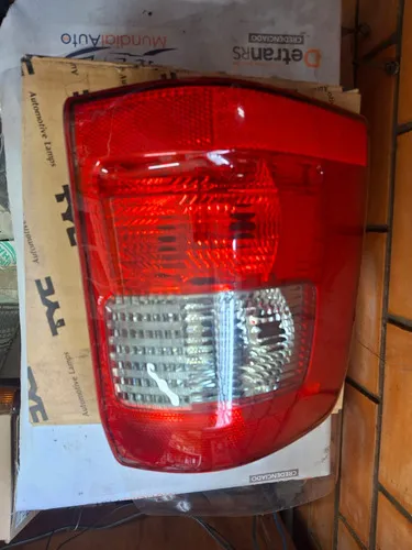 Lanterna Traseira Ecosport 03 / 07 Re Fume Le Tyc
