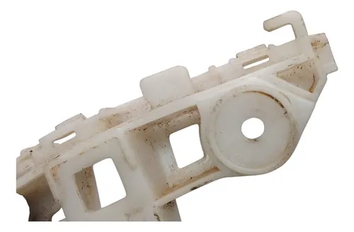 Guia Parachoque Esquerdo Vw Voyage 2012... 30593 Detalhe