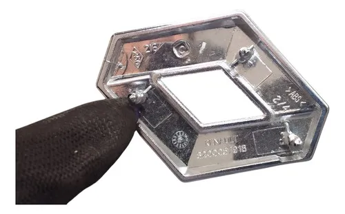 Emblema Tampa Traseira Clio Sedan 01/09 30698 Prateado