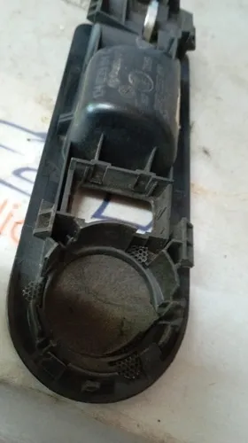 Macaneta Interna T D Volkswagen Bora Golf 2000 / 06 26926 - Traseira