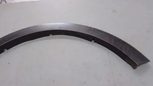 Moldura Dianteira Direita Paralama Crossfox 10/14 30118 Preto